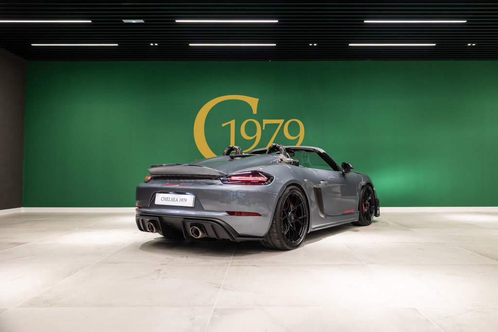 Porsche 718 Spyder RS