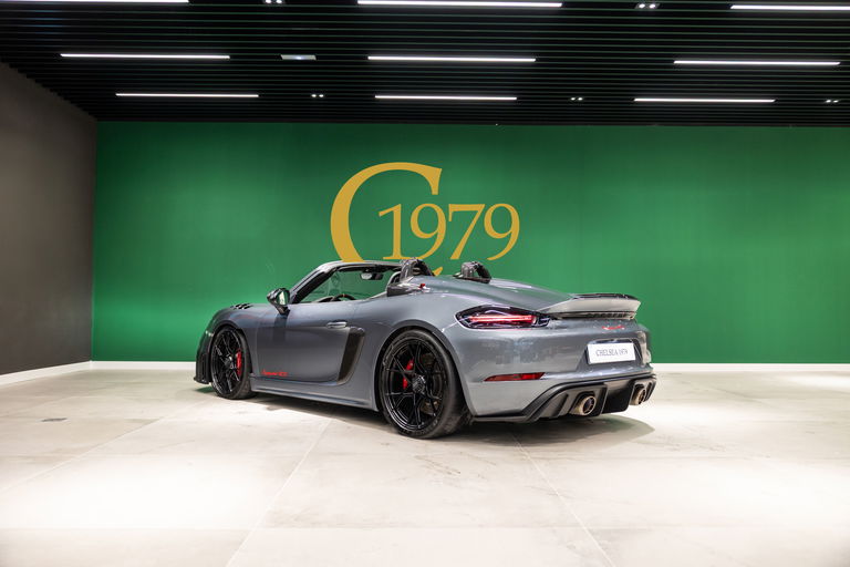 Porsche 718 Spyder RS