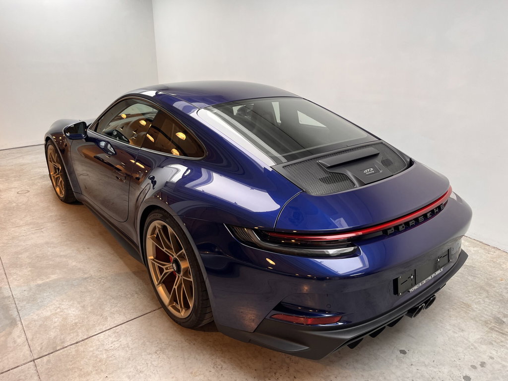 Porsche 992 GT3 Touring