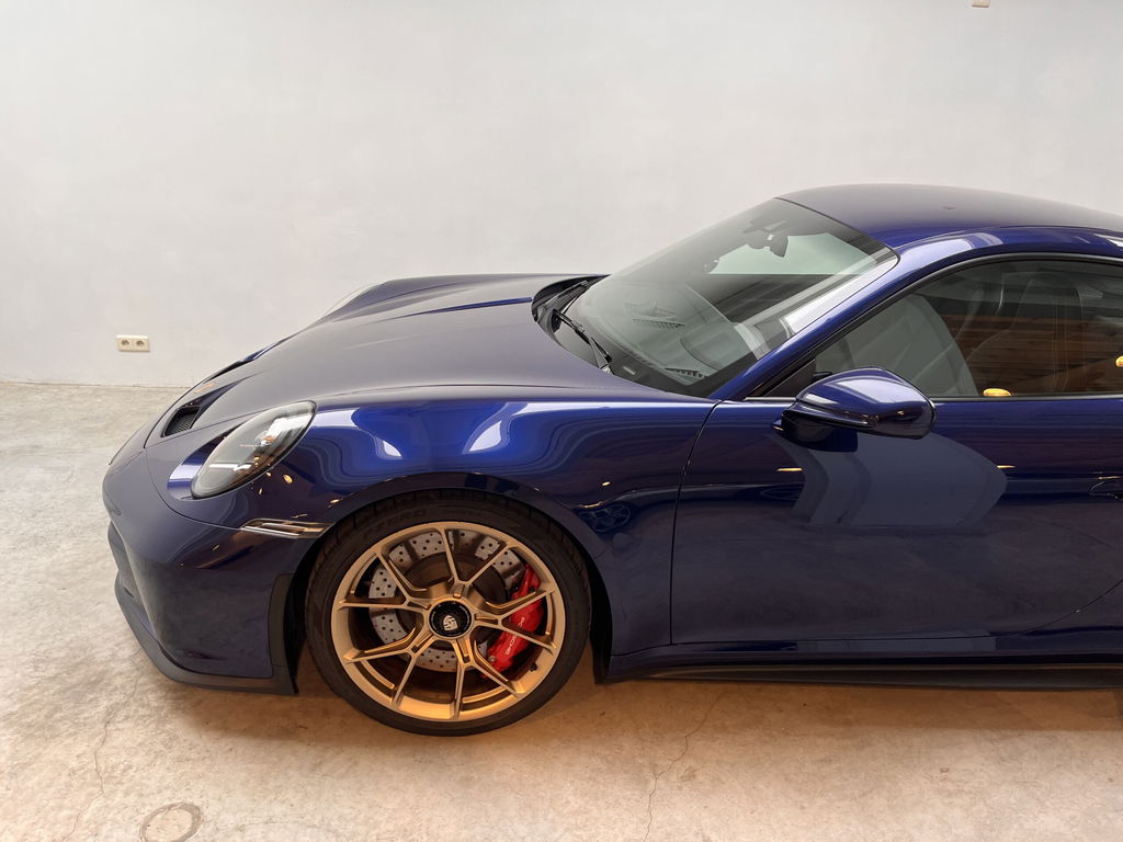 Porsche 992 GT3 Touring