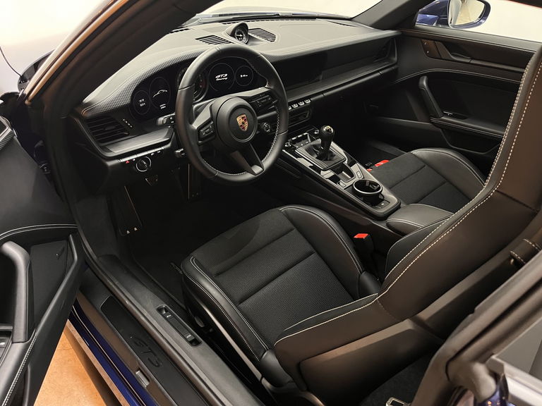 Porsche 992 GT3 Touring