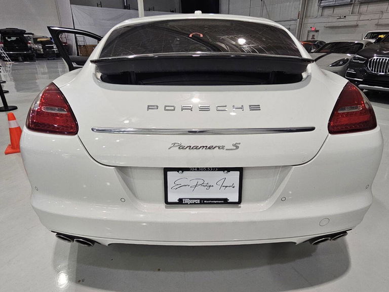 Porsche Panamera S