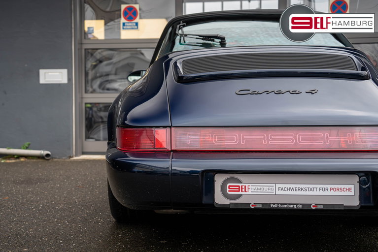 Porsche 964 Carrera 4