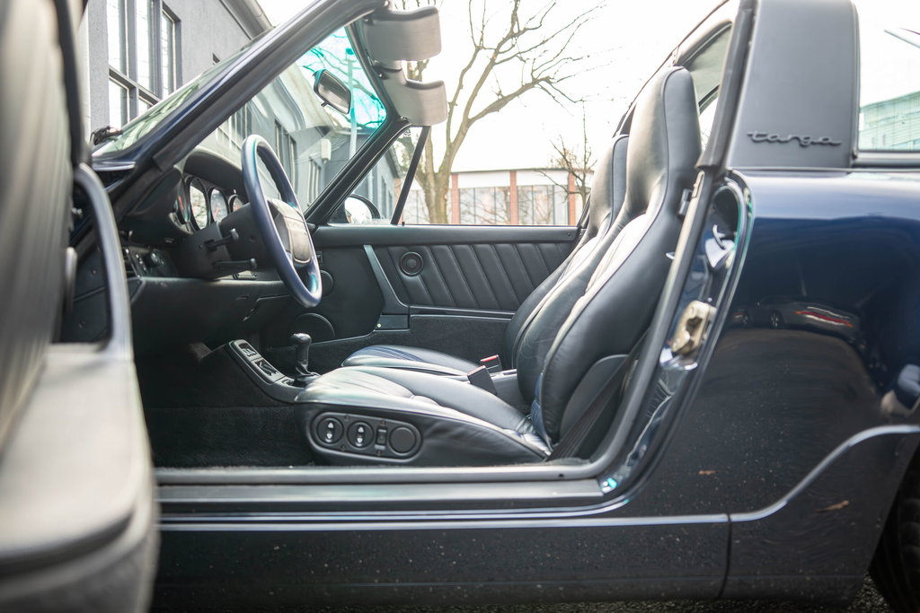 Porsche 964 Carrera 4