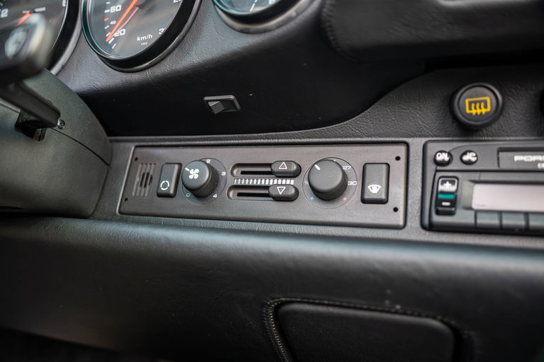 Porsche 964 Carrera 4