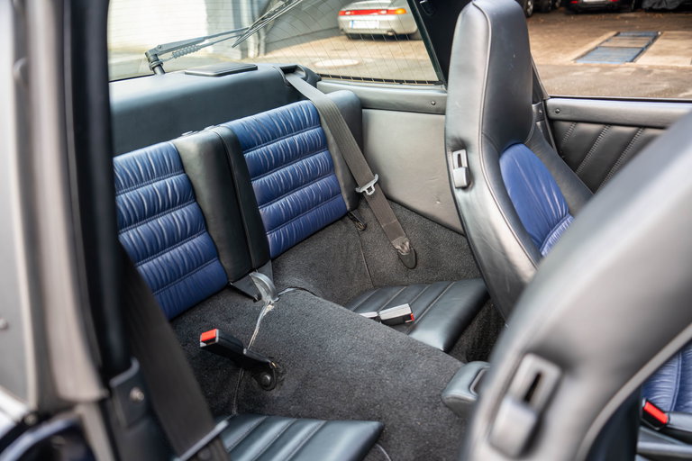 Porsche 964 Carrera 4