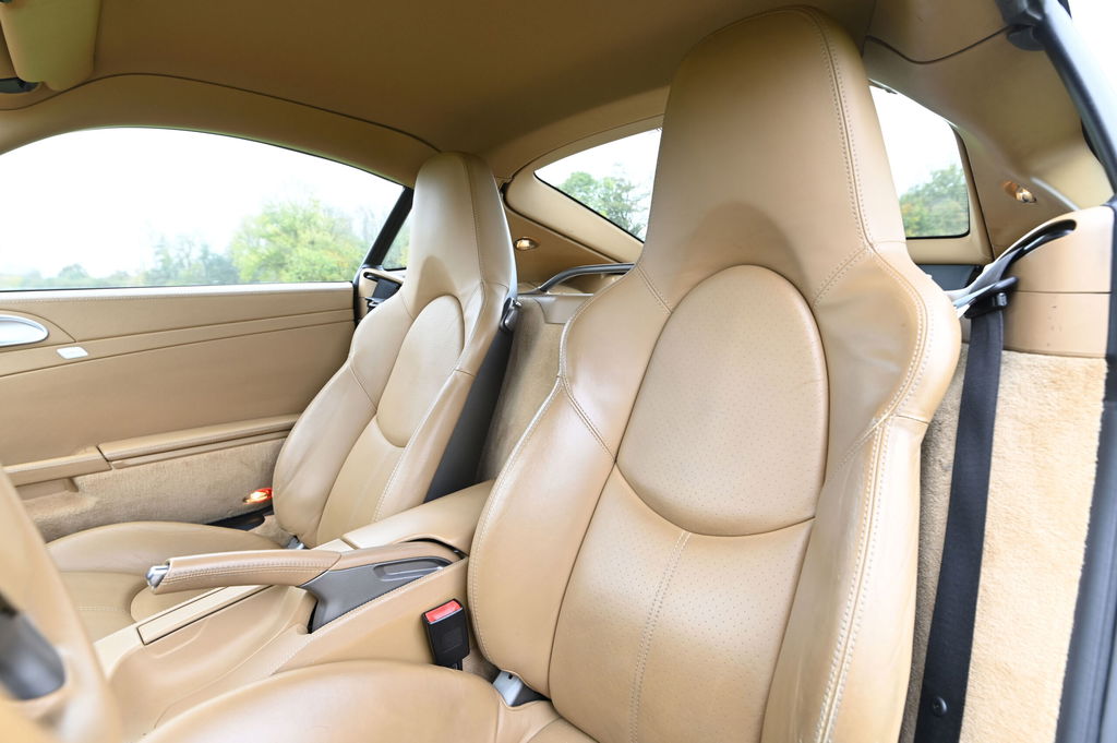 Porsche 987 Cayman S