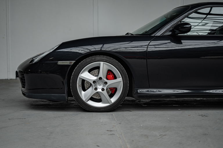 Porsche 996 Carrera 4S