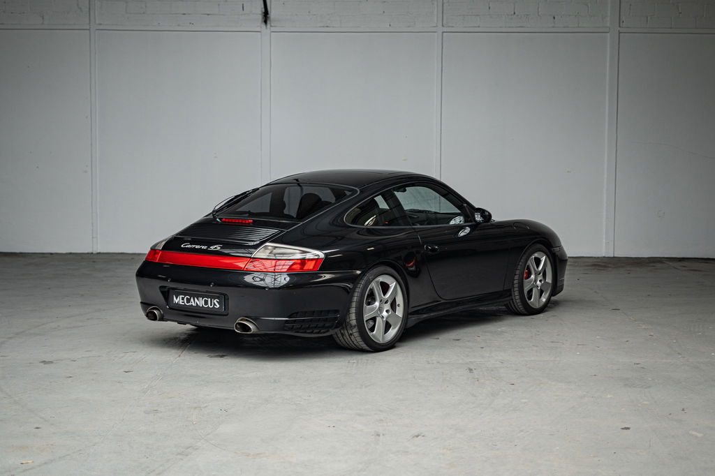 Porsche 996 Carrera 4S