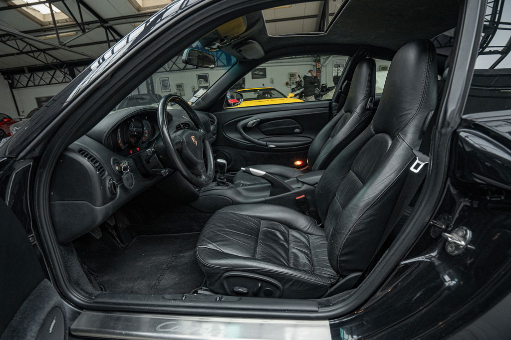 Porsche 996 Carrera 4S