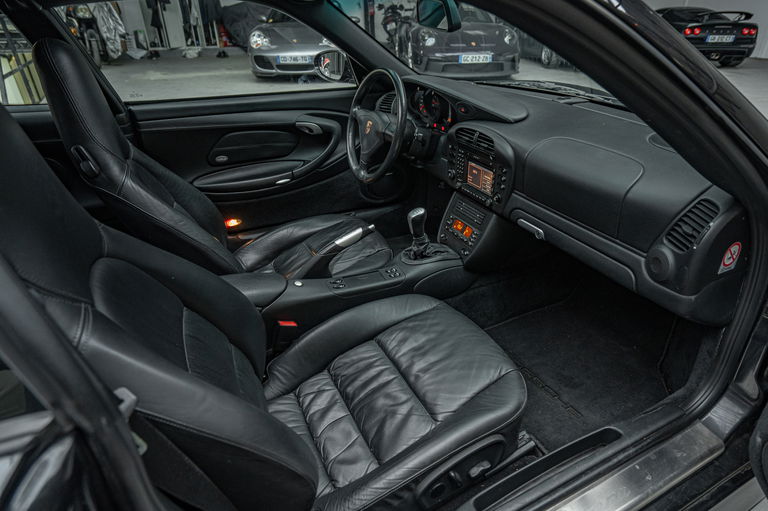 Porsche 996 Carrera 4S