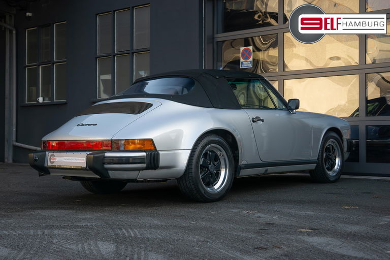 Porsche 911 Carrera 3.2 “25 Jahre 911”