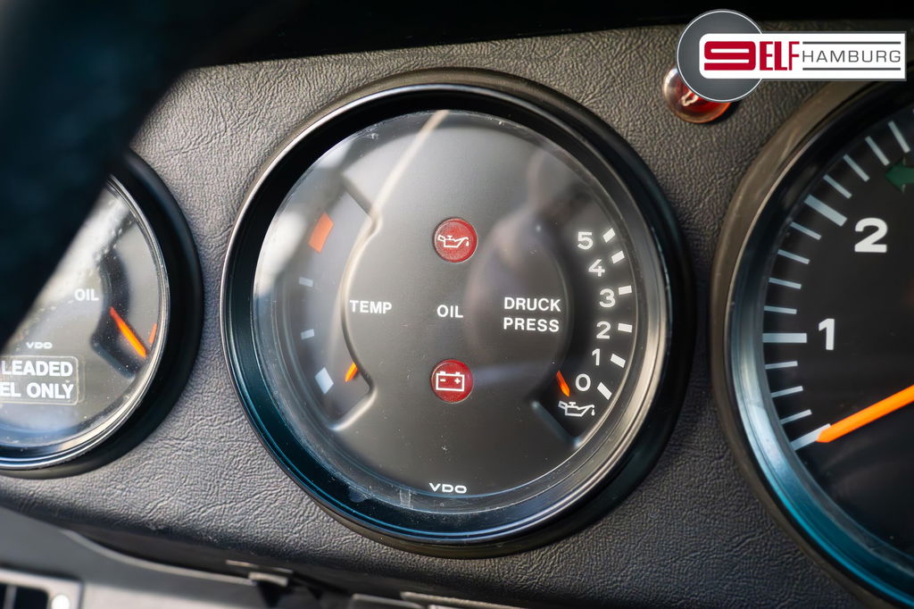 Porsche 911 Carrera 3.2 “25 Jahre 911”