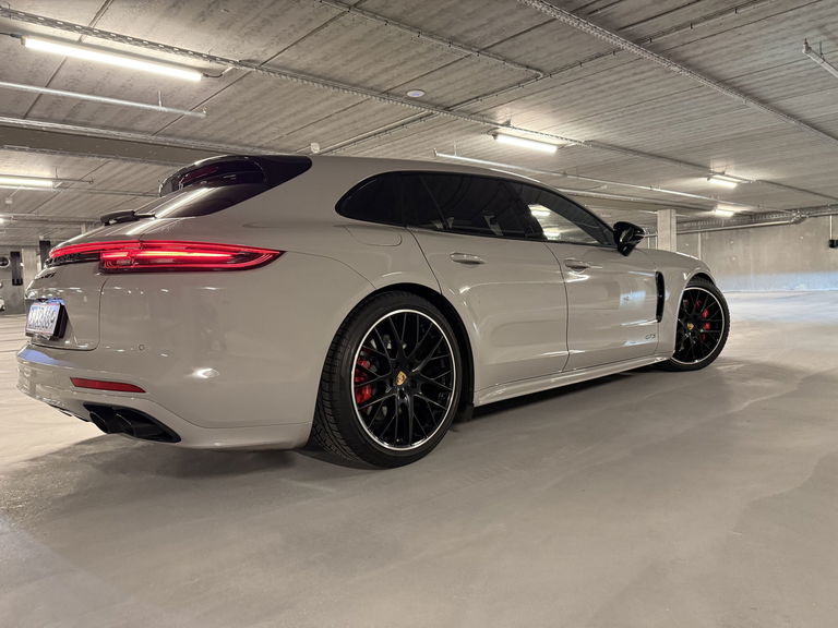 Porsche Panamera GTS