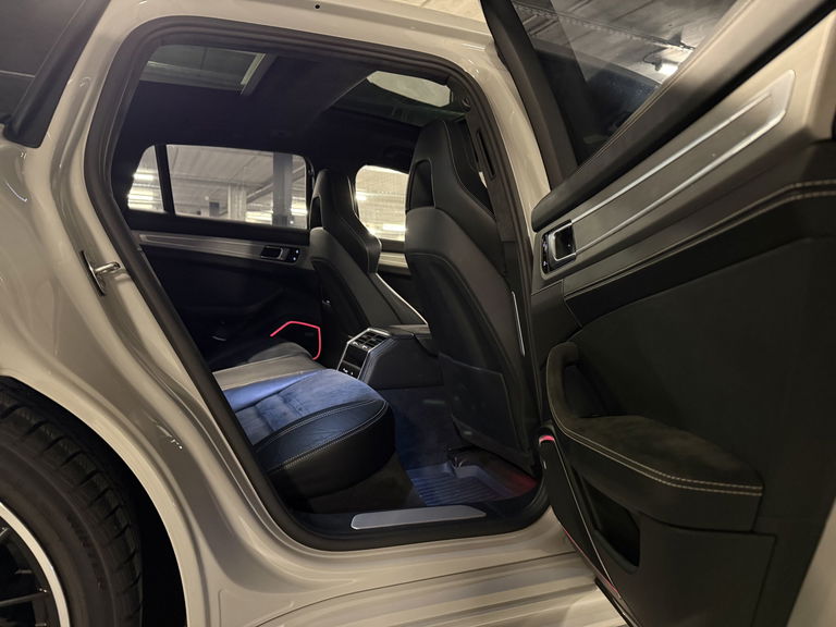 Porsche Panamera GTS