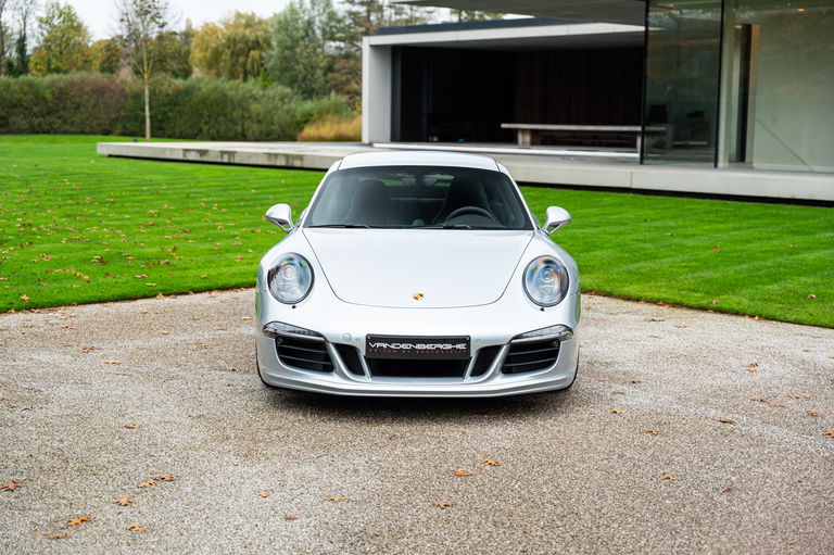 Porsche 991 Carrera GTS