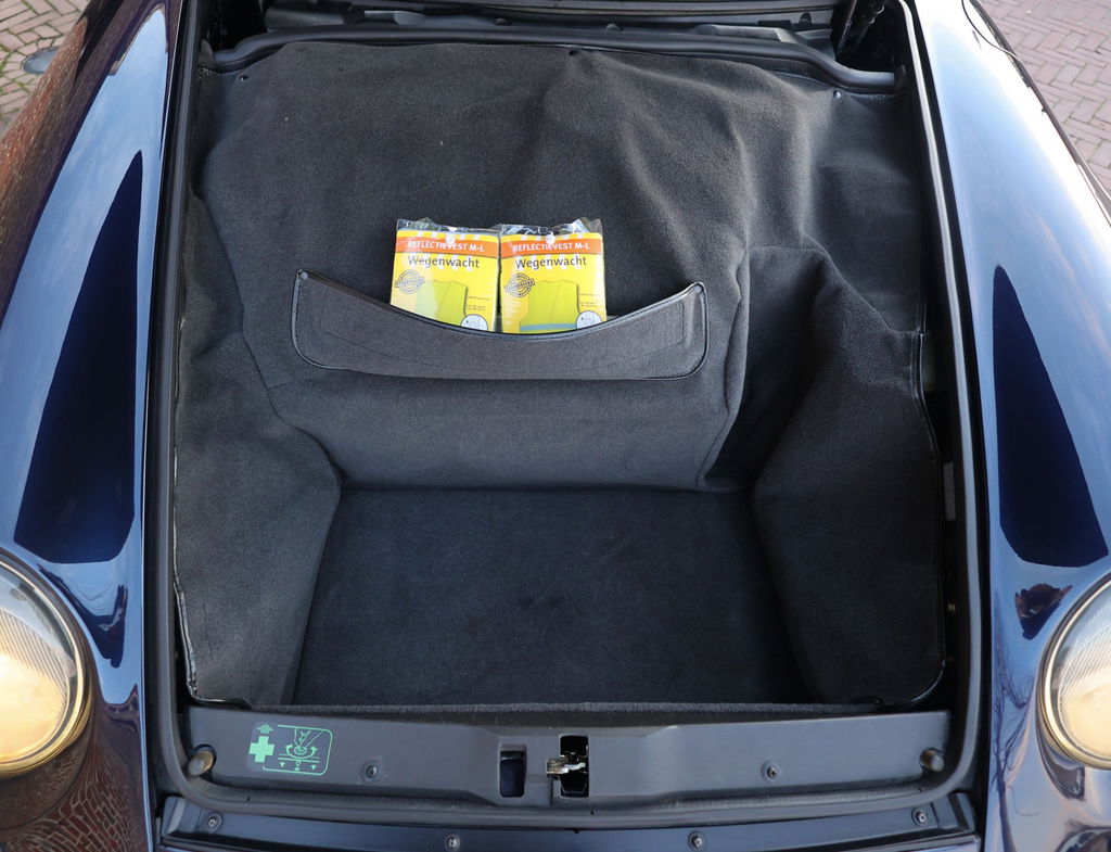 Porsche 993 Carrera 4