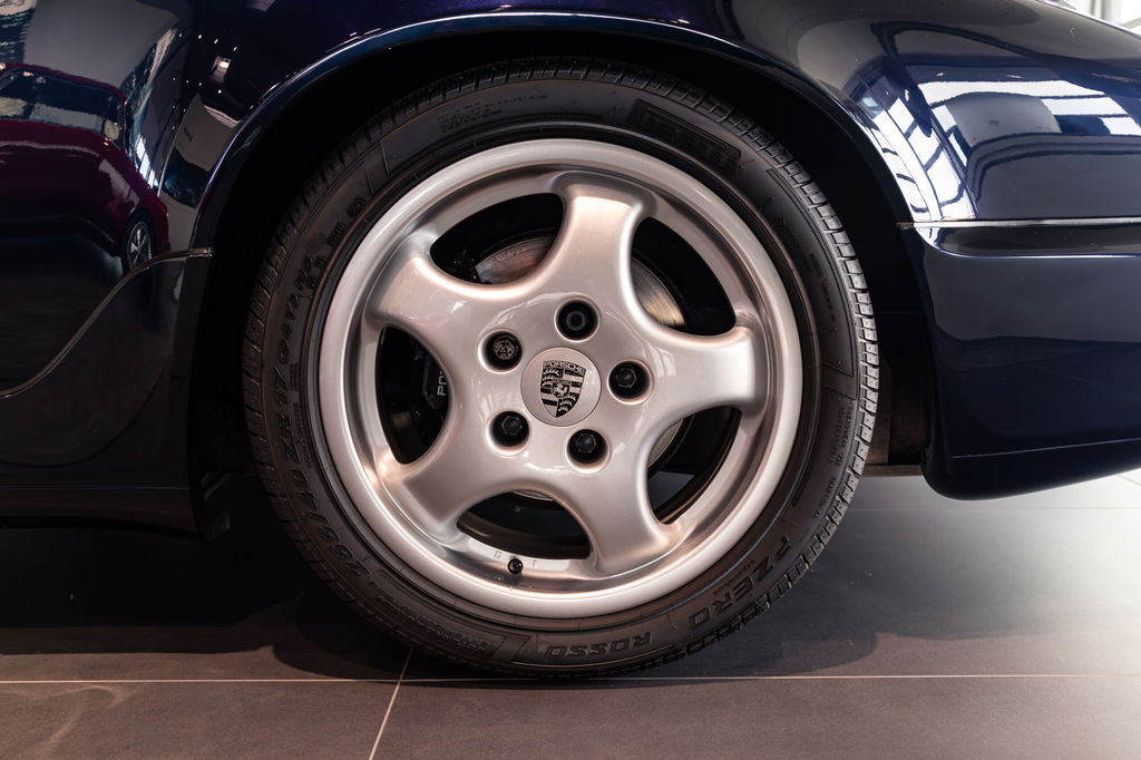 Porsche 964 Carrera 2 Speedster