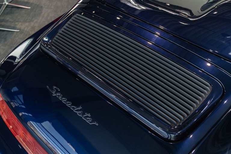 Porsche 964 Carrera 2 Speedster