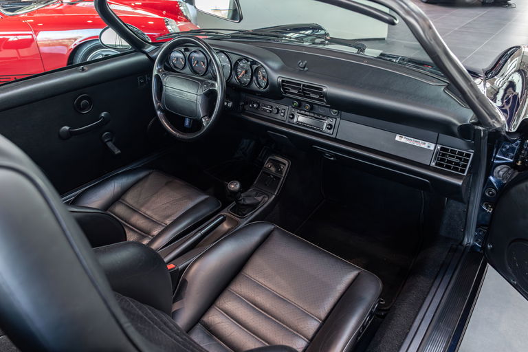 Porsche 964 Carrera 2 Speedster