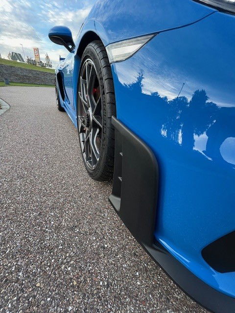 Porsche 718 Cayman GT4 RS