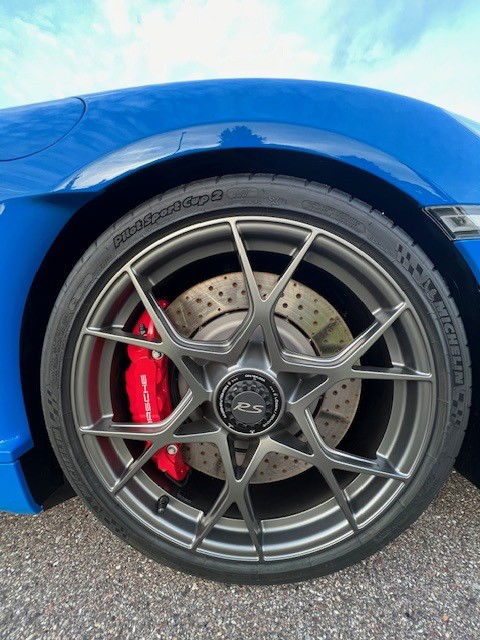 Porsche 718 Cayman GT4 RS