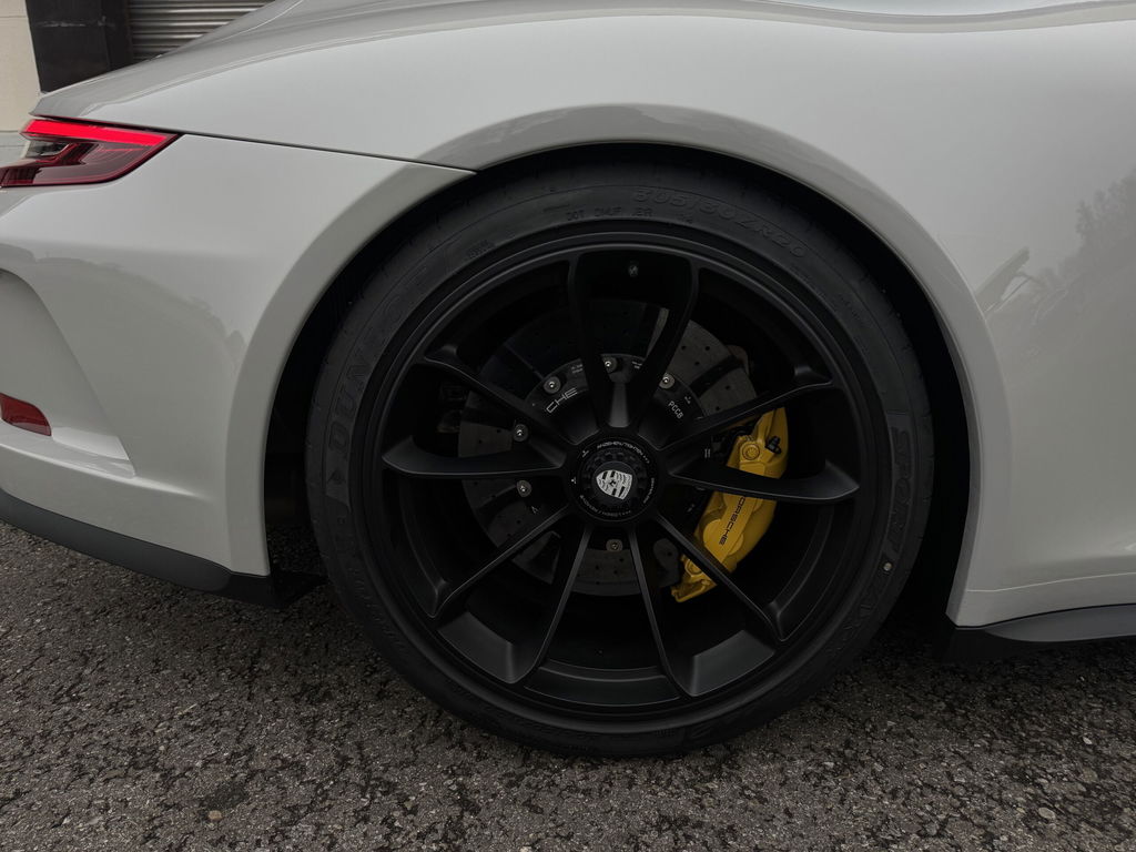 Porsche 991 GT3 Touring