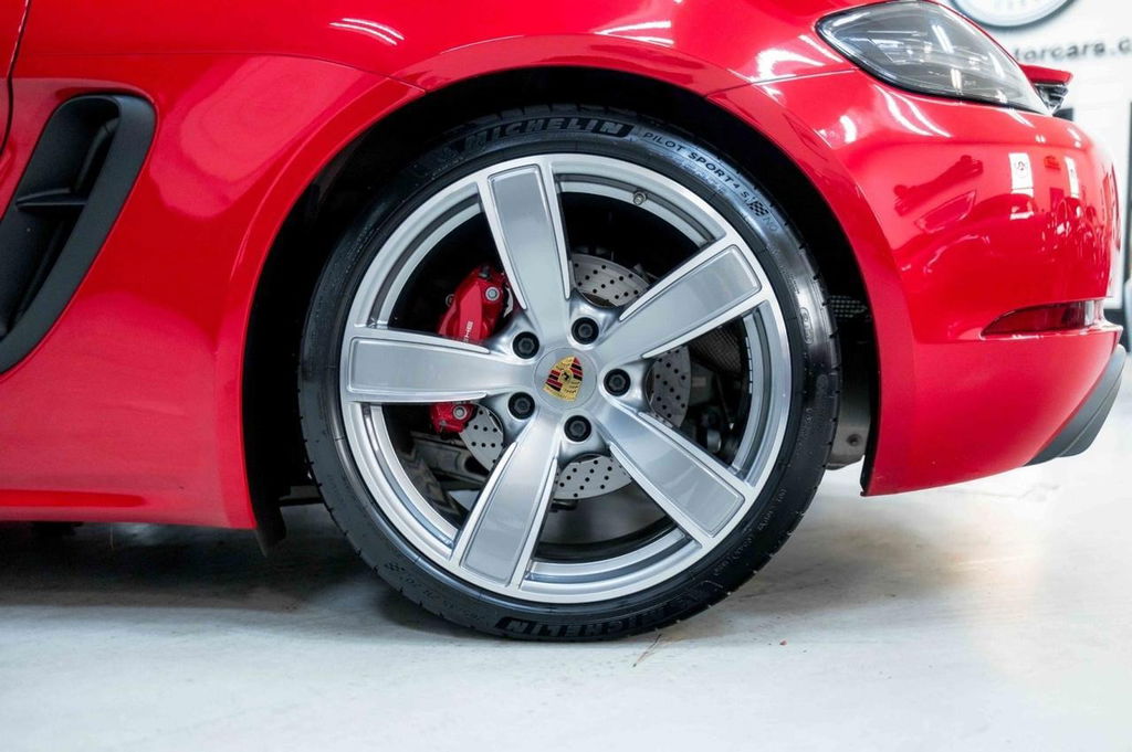 Porsche 718 Cayman GTS 4.0