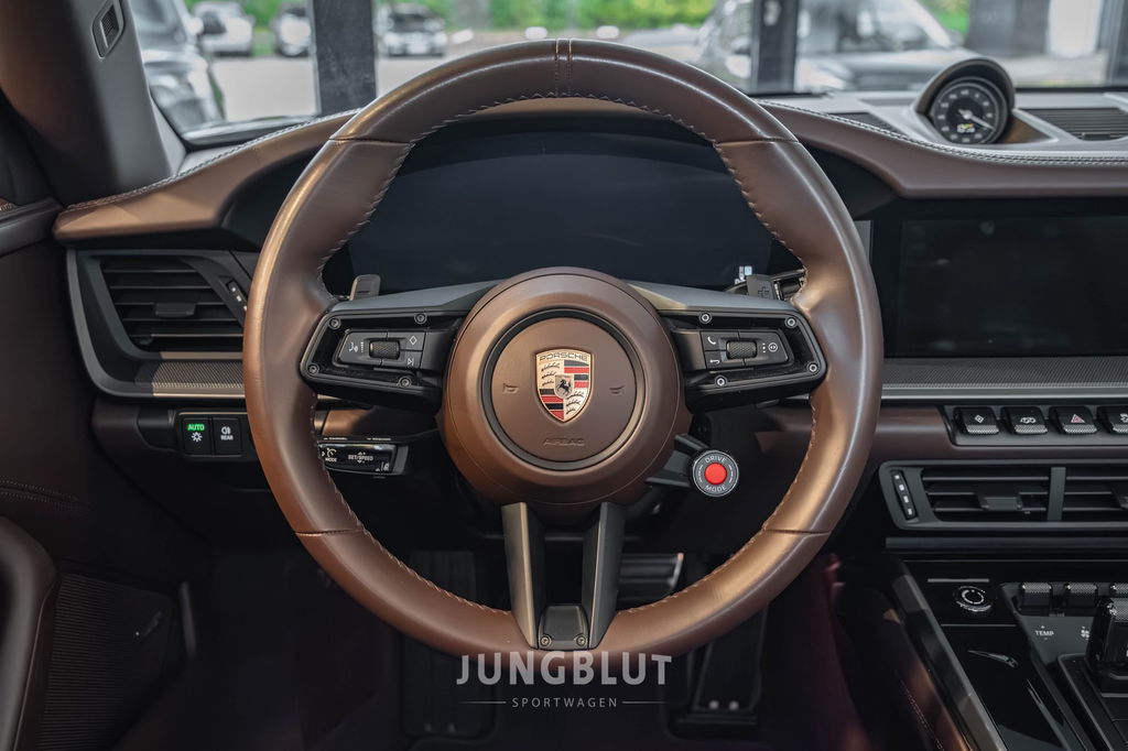 Porsche 992.2 Carrera