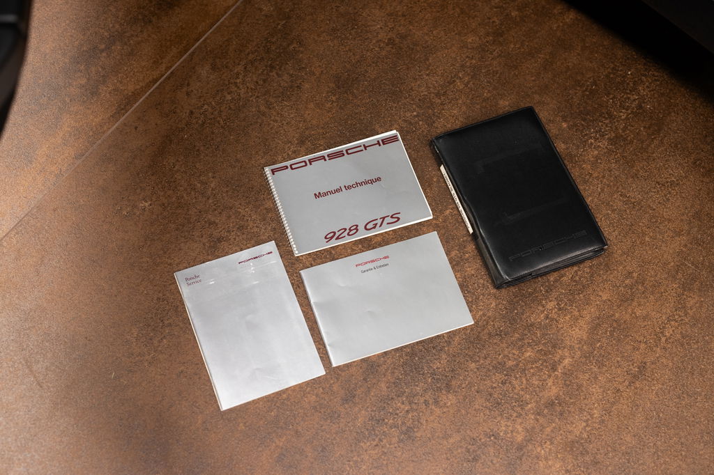 Porsche 928 GTS