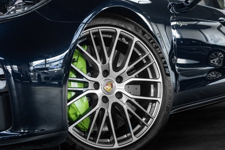 Porsche Panamera Turbo S E-Hybrid