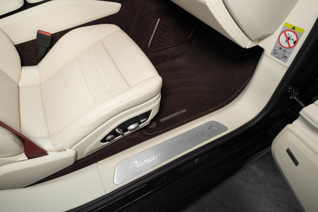 Porsche Panamera Turbo S E-Hybrid