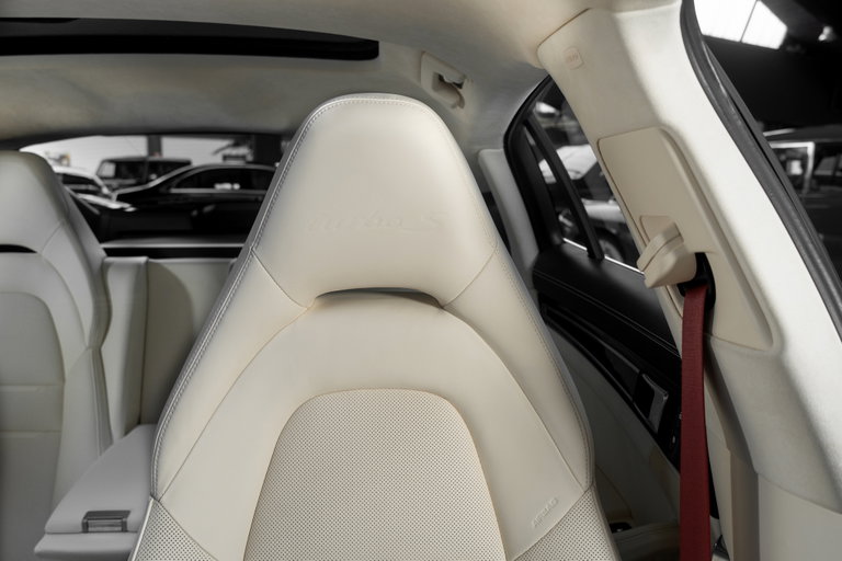 Porsche Panamera Turbo S E-Hybrid
