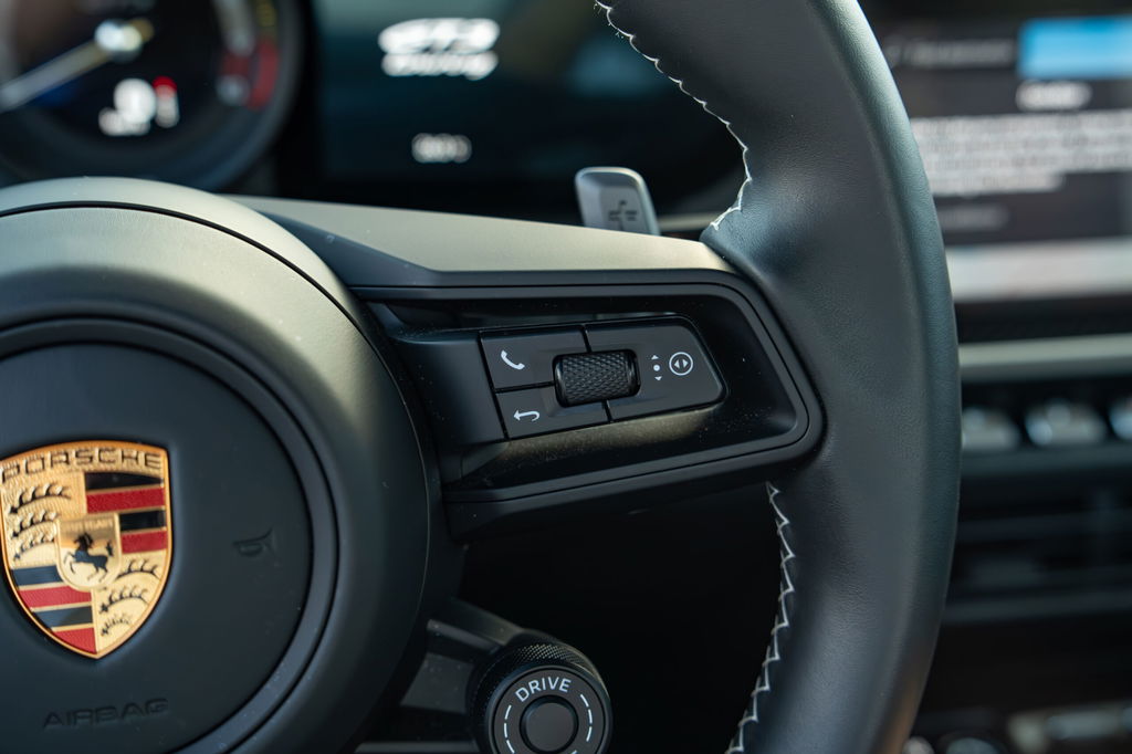 Porsche 992 GT3 Touring