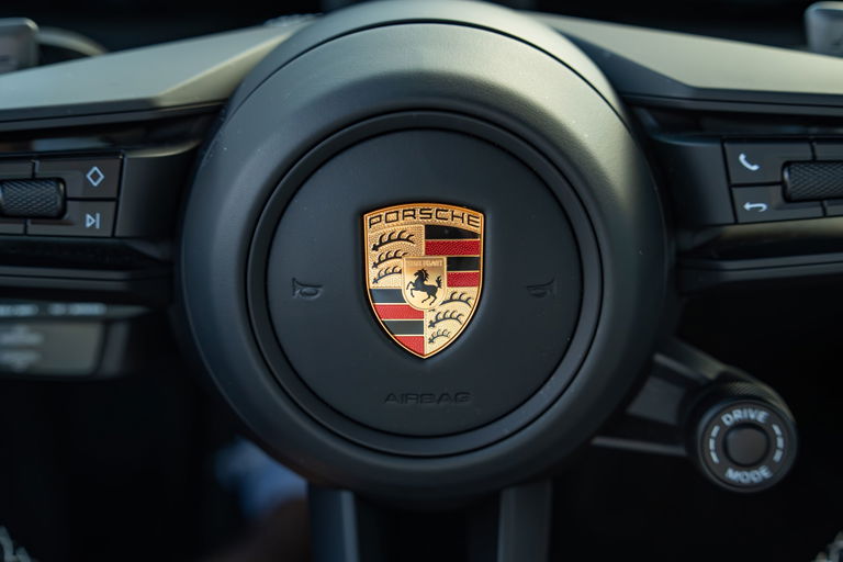 Porsche 992 GT3 Touring