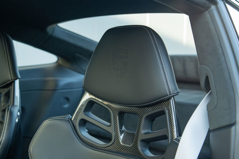 Porsche 992 GT3 Touring