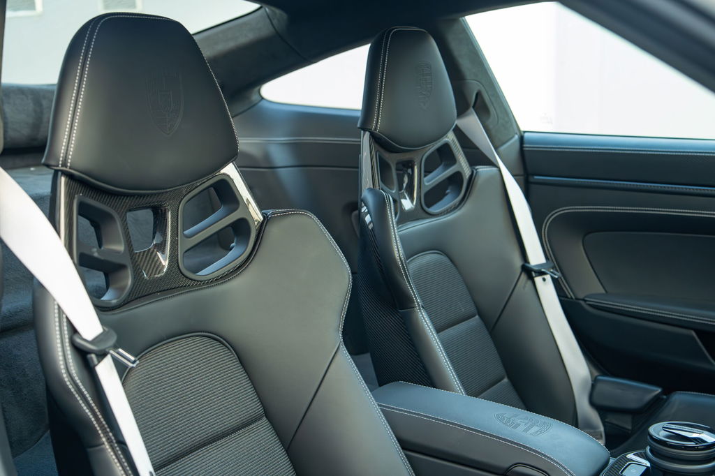 Porsche 992 GT3 Touring