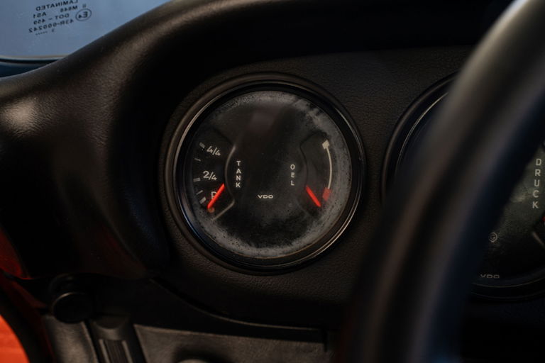 Porsche 911 Carrera 2.7