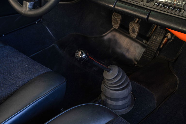 Porsche 911 Carrera 2.7