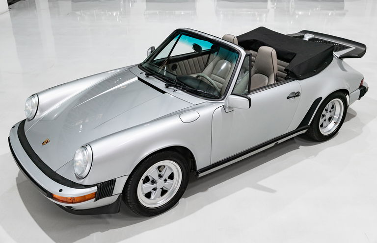 Porsche 911 Carrera 3.2 “25 Jahre 911”