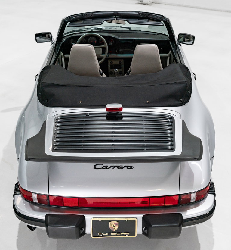 Porsche 911 Carrera 3.2 “25 Jahre 911”