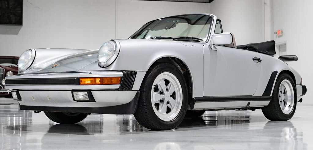 Porsche 911 Carrera 3.2 “25 Jahre 911”