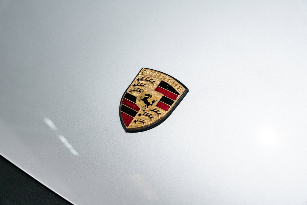 Porsche 911 Carrera 3.2 “25 Jahre 911”