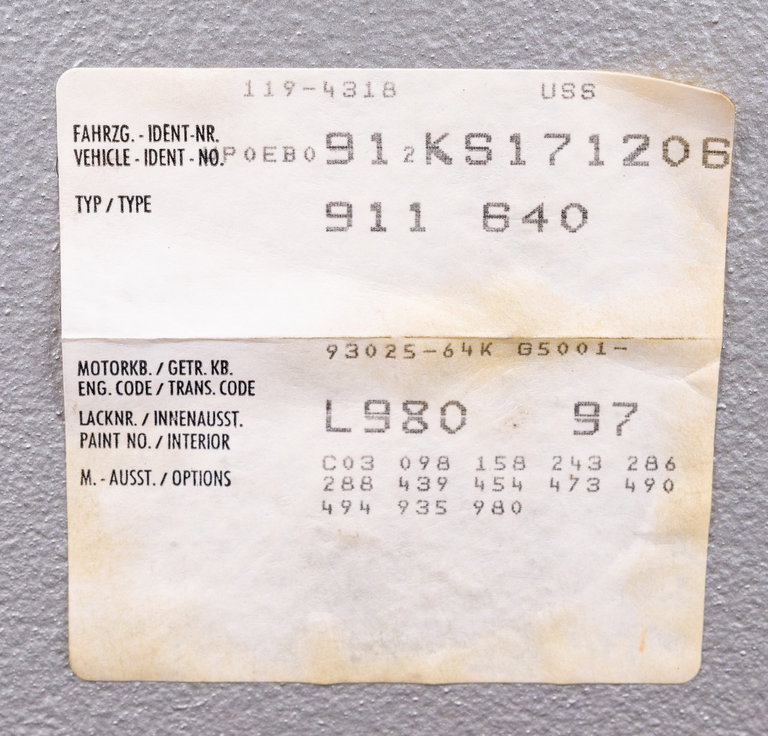 Porsche 911 Carrera 3.2 “25 Jahre 911”