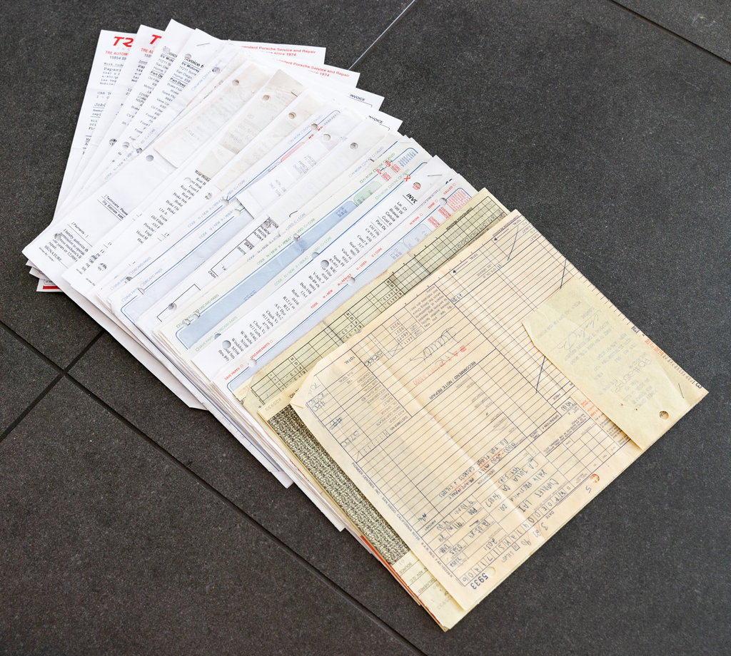 Porsche 911 Carrera 3.2 “25 Jahre 911”