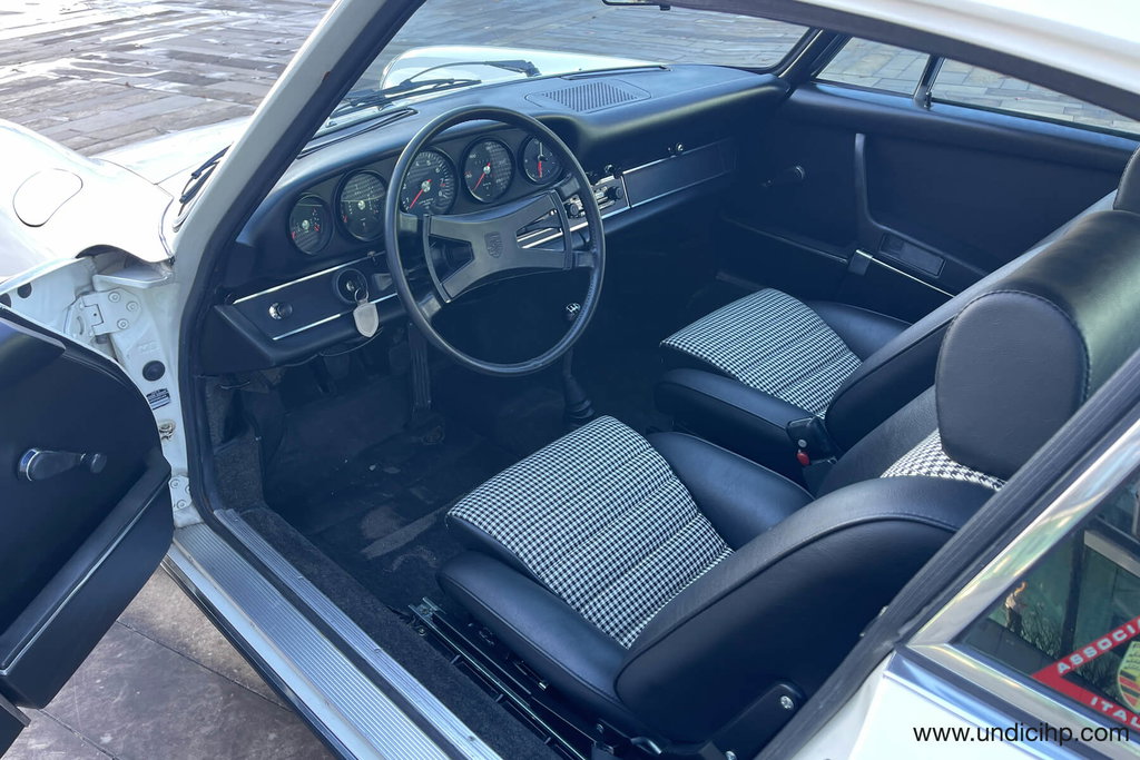 Porsche 911 S (F-Modell)