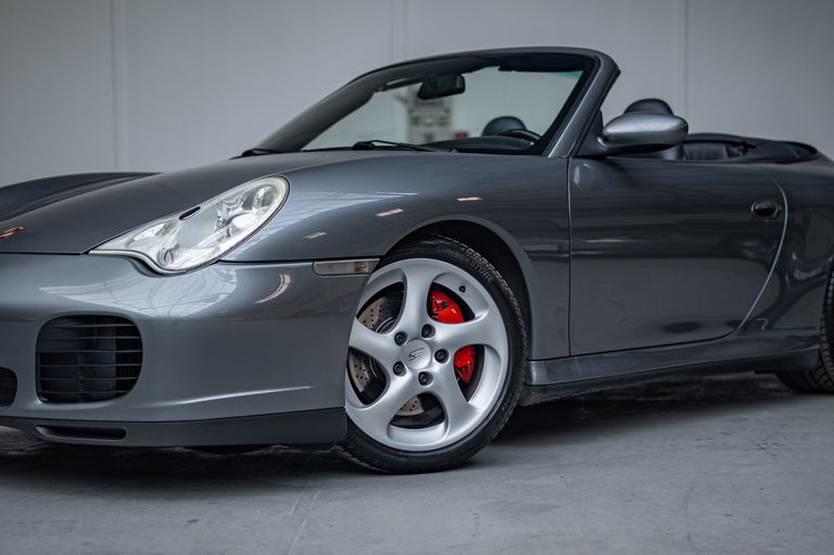 Porsche 996 Carrera 4S