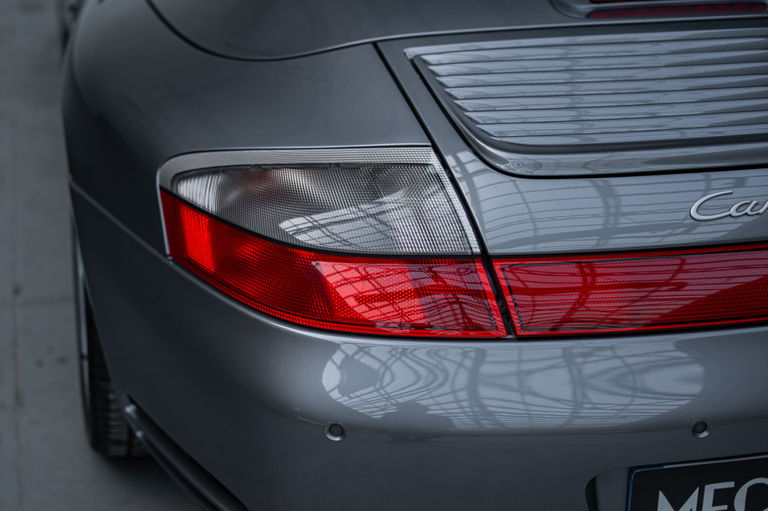 Porsche 996 Carrera 4S