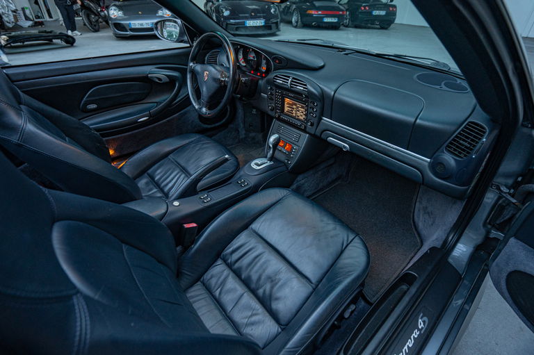 Porsche 996 Carrera 4S