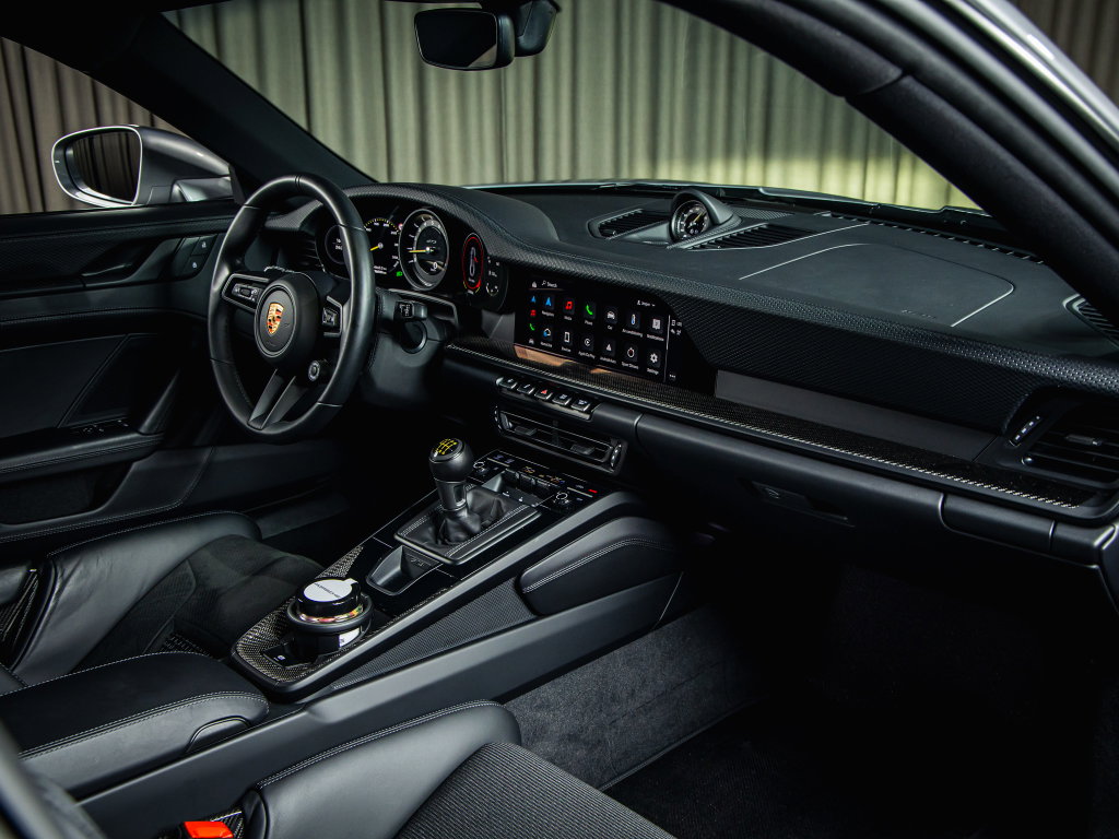 Porsche 992 GT3 Touring